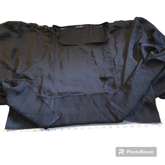 FYLO Satin Batwing Waterfall Cape Top Gothic Style - Picture 5 of 10